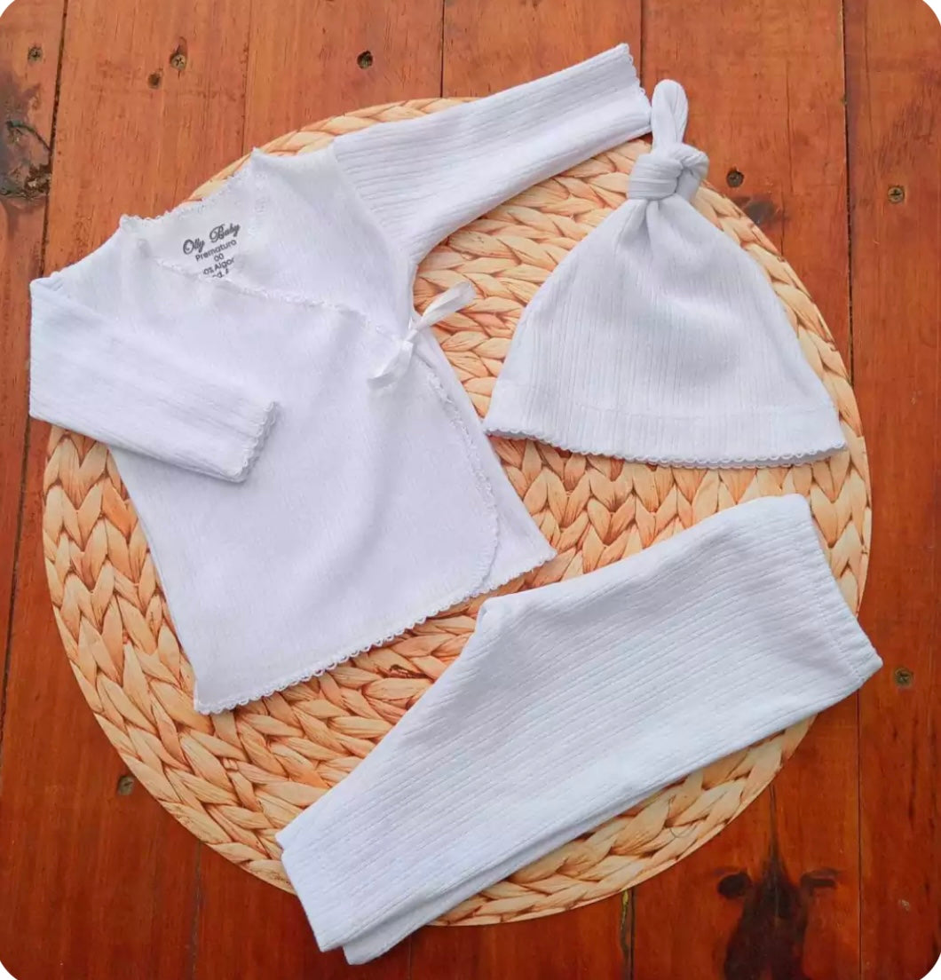 Ajuar “primera caricia”