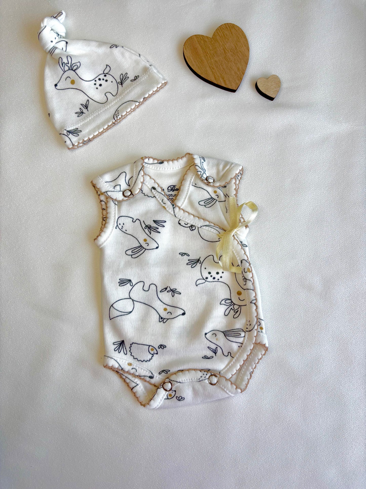 Body mariposa y gorrito